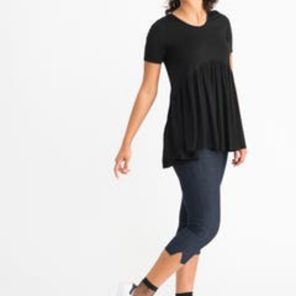 Black Muse Tunic by Agnes & Dora